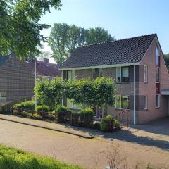 Holiday apartment with free parking Boven Jan Enkhuizen