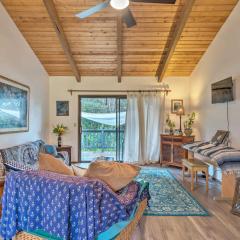 Peaceful Abode with Deck, 13 Mi to Black Sand Beach!