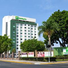 Holiday Inn Guadalajara Expo Plaza del Sol, an IHG Hotel