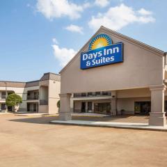 Days Inn & Suites by Wyndham Tyler