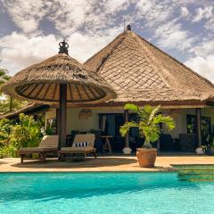 Villa Cahaya - Bali Sea Villas Beachfront and private pool