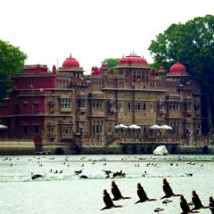 Gajner Palace-Heritage by HRH Group of Hotels