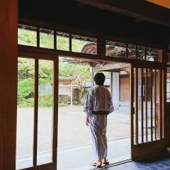 齐库里宁岗彭酒店