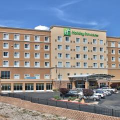 Holiday Inn & Suites Albuquerque-North I-25, an IHG Hotel