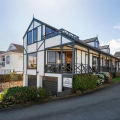 Fenworth - Taupo Holiday Home