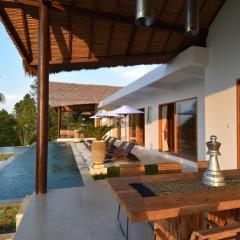 Bali Mimpi luxurious villa with great ocean views!