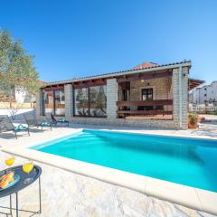 Villa Mia