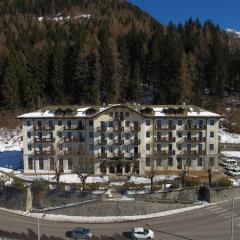 Palace Pontedilegno Resort