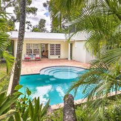 Bright St Thomas Getaway with Pool, 3Mi to Magens Bay
