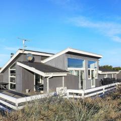 8 person holiday home in Ringkøbing