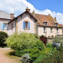 Maison de 2 chambres avec jardin clos et wifi a Souvigny