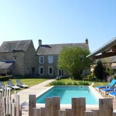 Villa de 6 chambres avec piscine privee jardin clos et wifi a Le Locheur
