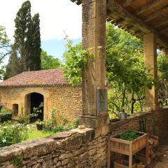 Villa de 4 chambres avec piscine privee jardin amenage et wifi a Blanquefort sur Briolance