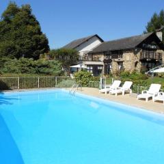 Villa de 8 chambres avec piscine privee jardin amenage et wifi a Haut de Bosdarros