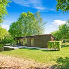 Cozy Chalet in Trois Ponts with Forest Near