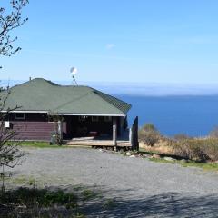Raven Guesthouse