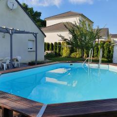 Villa du pic vert 105m2 , 4 chambres de plain-pied avec piscine à Montfaucon