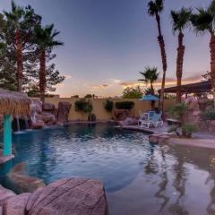 Villa Gordal - Enormous Villa in Las Vegas with 39 Sleeps