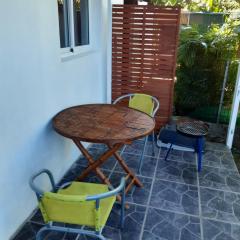 Appartement d'une chambre avec vue sur la mer piscine partagee et jardin amenage a Saint Joseph