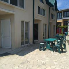 Nona's Cottages