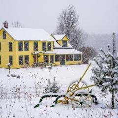 Bark Eater Inn