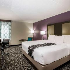 La Quinta Inn by Wyndham Davenport & Conference Center