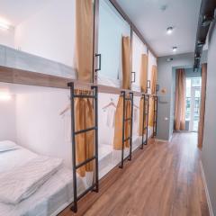 Tomiris Lady's Capsul hostel only for women