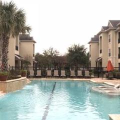 Magnificent Furnished Apartment near Exxon Campus