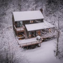 Quaint Stowe Cabin