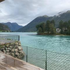 Stryn Crystal Apartments - Waterfront Apartment