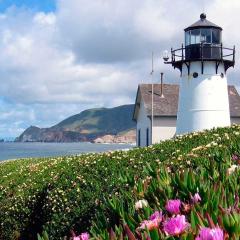 HI Point Montara Lighthouse