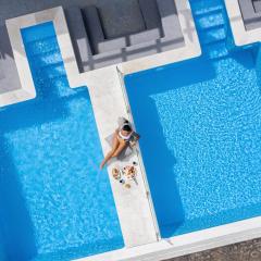 Splendour Hotel and Suites