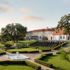 Commodore Perry Estate, Auberge Resorts Collection