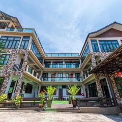 Bentong Eco Wellness Resort 14Room 69Pax by Verano Homestay