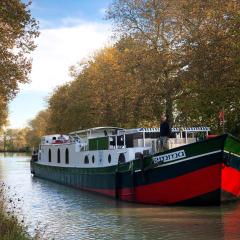 péniche Le Black Mountain