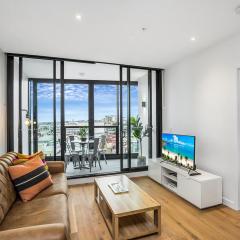 KOZYGURU FORTITUDE VALLEY 2 BED DESIGNER APT + FREE PARKING QFV179-803