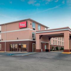 Red Roof Inn & Suites Biloxi