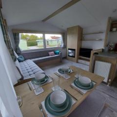 Woofles Luxury Caravan at Knaresborough Lido