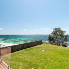 Bimbadgen at Hyams Beach