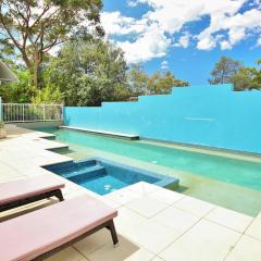 Beachdaze at Hyams Beach