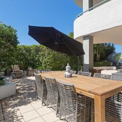 Peninsula Waters 1 Aircon pool and massive outdoor area