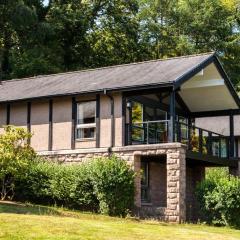 CELEBRATE AT THE WORLD FAMOUS LOCH LOMOND RESORT CAMERON HOUSE - Sleeps 6