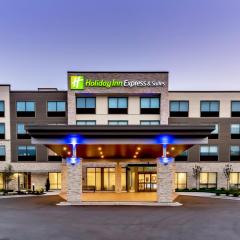 Holiday Inn Express & Suites - Milwaukee West Allis by IHG