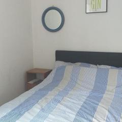 Large double room or single room with shared bathroom