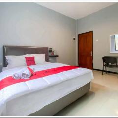 RedDoorz Syariah near T2 Juanda Airport 2