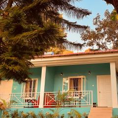 Stan-Inn, North Goa, Vagator, with strong WIFI,free private parking & kitchen, Can Cook where you stay