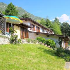 On the banks of the Idro lake in a quiet location