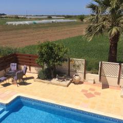 Quality Workation Villa with Pool in Superb Location in Paphos