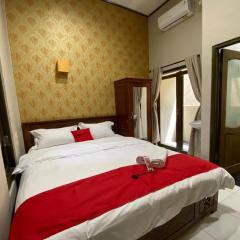 RedDoorz near Mojokerto Train Station