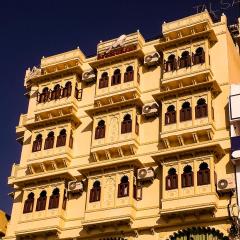 Hotel Mewari Villa